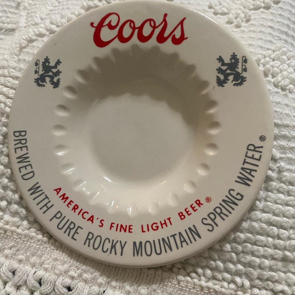 Coors America's Fine Light Beer Ceramic vintage Ashtray.